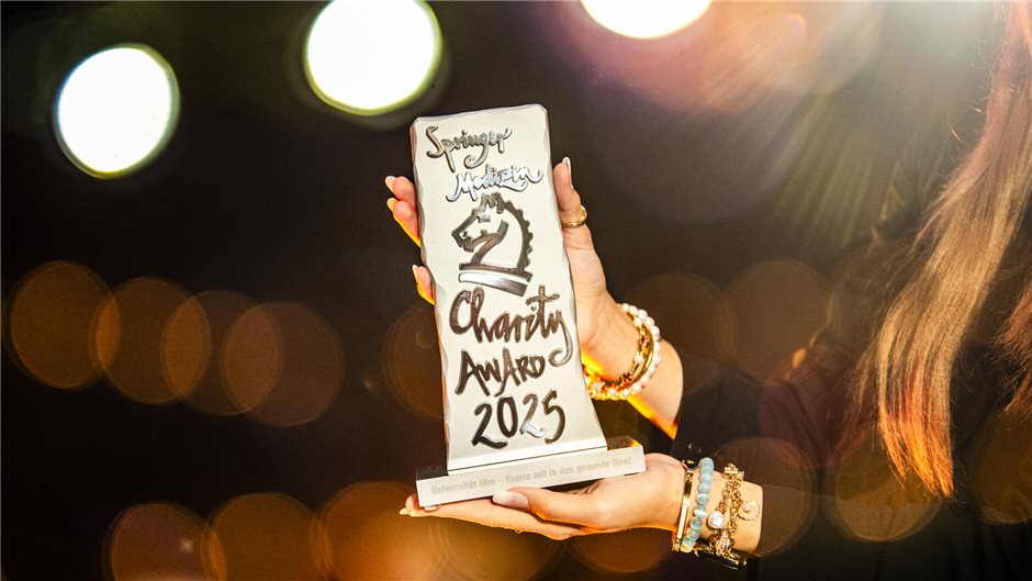 Am Ende des Abends wurde der Charity Award vergeben. Mit ihm zeichnet Springer M...
