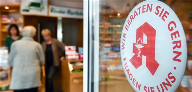 Apotheker erfüllen die Bitte aus dem Pflichttext in der OTC-Werbung, man möge isch bei Fragen an sie wenden, gerne.