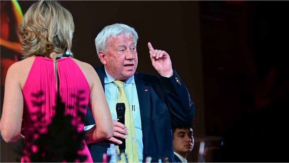 Berichtete kurz von seinen Corona-Impferfahrungen in der Arztpraxis: Dr. Jürgen ...