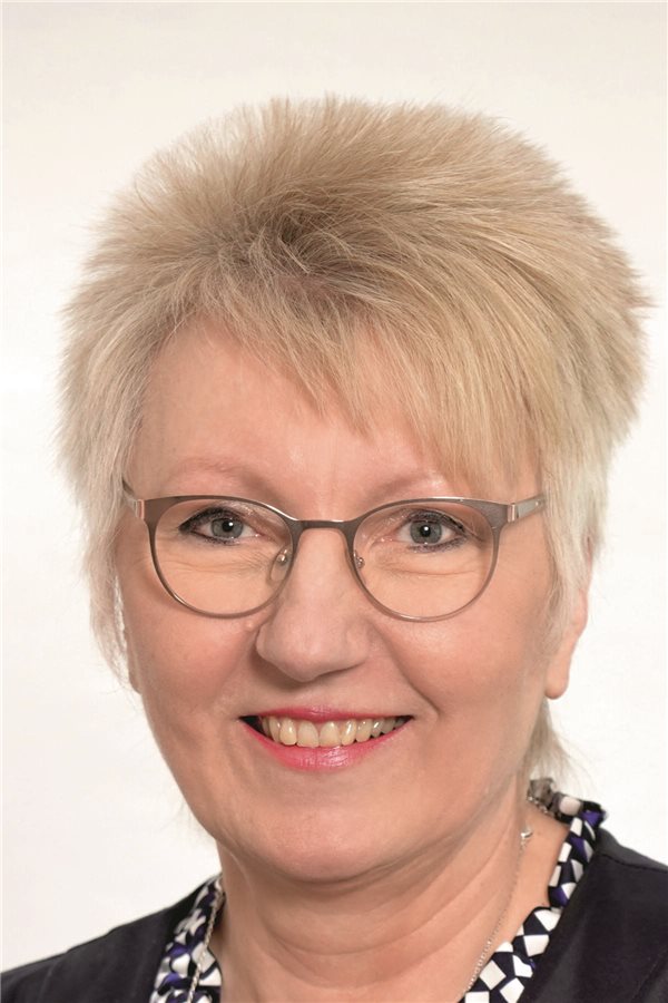 Arzneimittelversorgung in der EU: Status und Ausblick aus Sicht der GKV Arzneimittelversorgung in der EU: Status und Ausblick aus Sicht der GKV