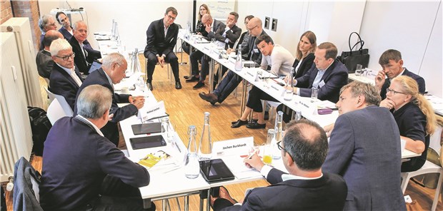 Prävention muss bei den Kindern beginnen! Brainstorming für eine bessere Prävention und Vorsorge. Ein Zwischenfazit der interdisziplinären Expertenrunde: Die Politik muss sich – ähnlich wie beim Klimawandel – neu organisieren.