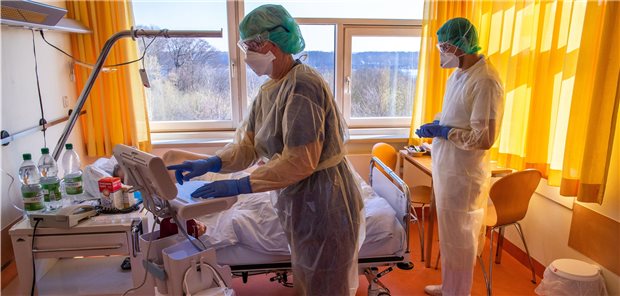 WHO empfiehlt Steroidgabe für schwerkranke COVID-19-Patienten Patient mit schwerem COVID-19-Verlauf.