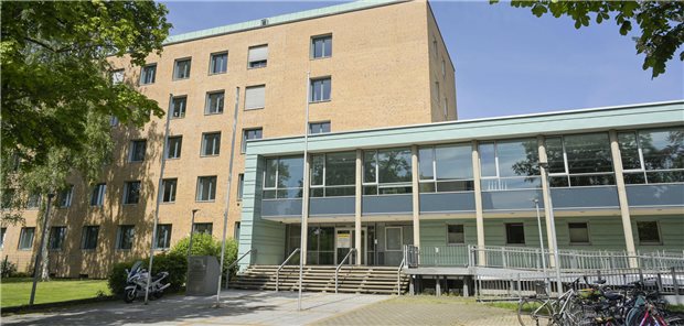 Blick auf das Gebäude des Landgerichts Göttingen,.