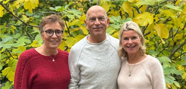 Gruppenbild mit drei Ärzten