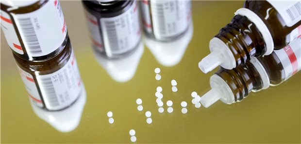 Bundesärztekammer streicht Homöopathie aus der Weiterbildung Der Ärztetag in Bremen beschließt, die Zusatzbezeichnung Homöopathie aus der Musterweiterbildungsordnung zu streichen.