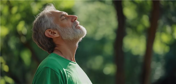 Die Atemphysiotherapie ist nurein Baustein der Reha bei COPDund Asthma. Sie zielt vor allemdarauf ab, die Atemmuskulaturzu trainieren.