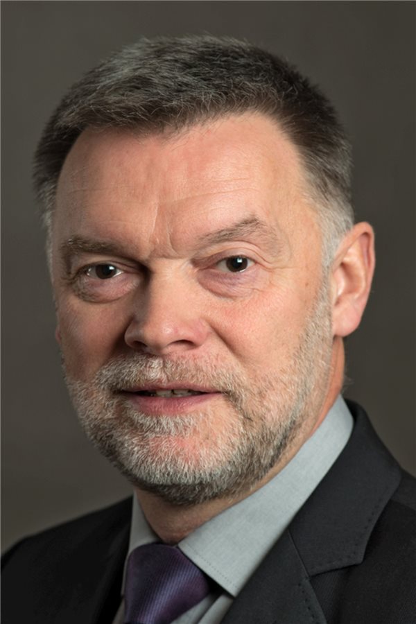 Daten helfen heilen Dr. Johannes Bruns