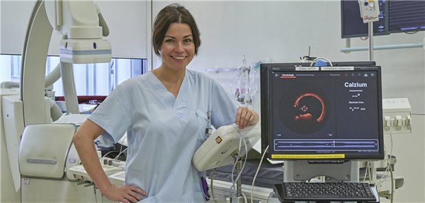 Dr. Lena Marie Seegers leitet das Frauenherzzentrum an der Uniklinik Frankfurt.