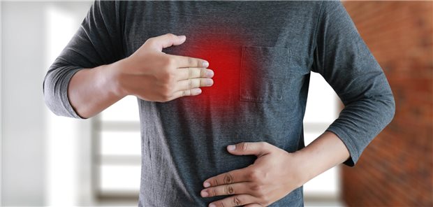 Magenkarzinom-Leitlinie aktualisiert: Stärkerer Blick auf Risikofaktoren Eine Assoziation zwischen Reflux und der Entstehung eines Adenokarzinoms des Magens und des ösophagogastralen Übergangs gilt als wahrscheinlich. Eine Magenspiegelung sollte sich bei Reflux anschließen. (Symbolbild)