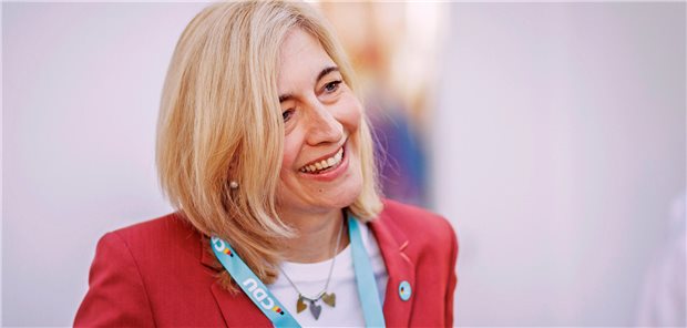 Nina Warken: Gesundheitsministerin trifft auf tiefes Finanzloch Nina Warken