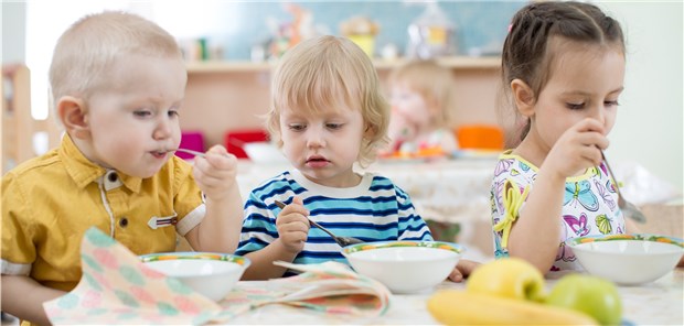 Gesundes Kita-Frühstück: Kassen sollen Präventionsangebote auf Lebenswelten zuschneiden.
