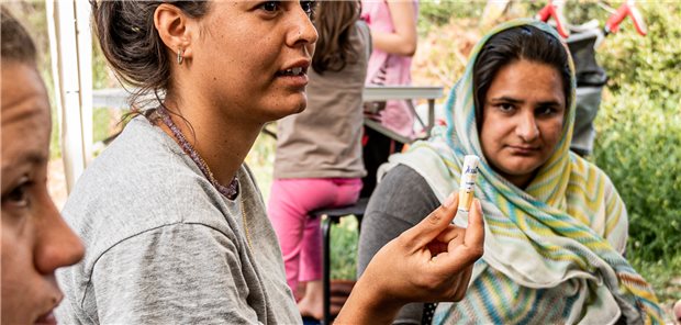 In den Workshops werden frauenspezifische Themen wie Menstruation und Schwangerschaft behandelt, doch es gibt auch Sportangebote.