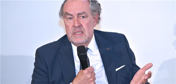 Jetzt geht es um die Übernahme von Kompetenzen durch die Mitarbeiter: „Damit haben sich frühere Generationen schwergetan“, sagt Dr. Carsten König, stellvertretender Vorsitzender der KV Nordrhein (KVNo).