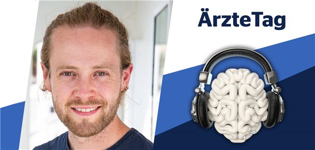 Jörg Schmid, Arzt in Weiterbildung und als Arzt auf dem Seenotretter Humanity 1 im Einsatz, im ÄrzteTag-Podcast