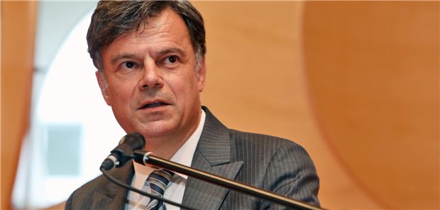 Medizinethiker Professor Giovanni Maio: Es gilt, „Schmerzpatienten zu verstehen, ihre Potenziale und Fähigkeiten, mit der Erkrankung umzugehen, zu erkennen und diese zu fördern.“ (Archivbild)
