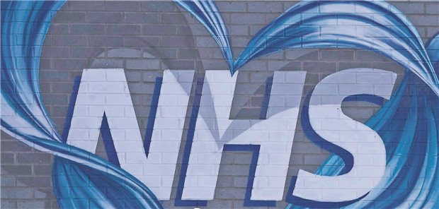 NHS-Wandmalerei von Rosie Woods in London