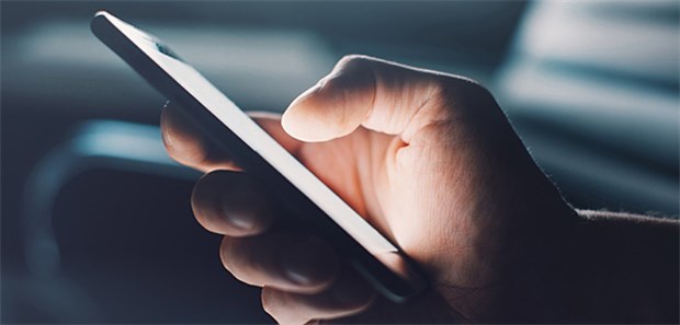 Nur ein Smartphone könnte nötig sein: App-Hersteller aus Gütersloh haben ein Konzept zur Lebensrettung per Smartphone entwickelt - und sogar Google damit überzeugt.