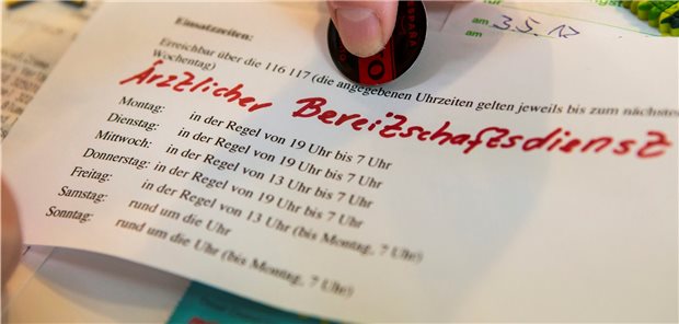 Nur etwa 25 bis 30 Prozent der Vertragsärzte im Saarland machen ihren Bereitschaftsdienst nach KV-Schätzungen noch selbst.