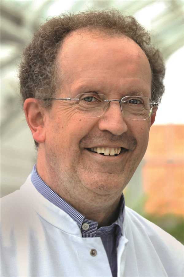 Arznei-Innovationen: Investition mit doppeltem Nutzen Prof. Bernhard Wörmann, Deutsche Gesellschaft für medizinische Hämatologie und Onkologie