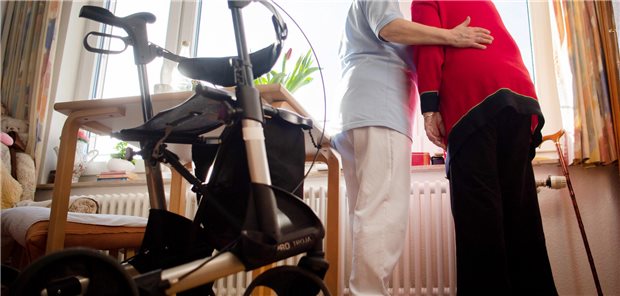 Risiko Pflegebedürftigkeit: Wie die steigenden Kosten auffangen?