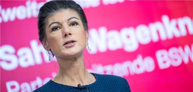 Sahra Wagenknechts Bündnis will Garantie für „Infrastruktur Hausärzteversorgung“ Sahra Wagenknecht, Bundesvorsitzende des Bündnisses Sahra Wagenknecht (BSW), < bei der Vorstellung der Kampagne des BSW zur Bundestagswahl 2025 Mitte Dezember. Jetzt steht auch das komplette Programm der Partei für die kommende Wahlperiode.