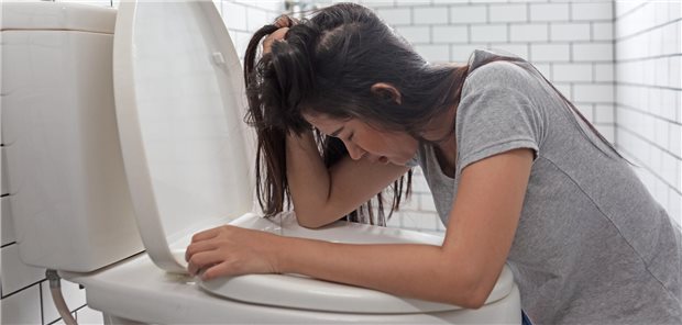 Mit Nadeln und Medikamenten gegen Schwangerschaftserbrechen Schweres Erbrechen während der Schwangerschaft wurde in einer chinesischen Studie mit Akupunktur plus Medikation am besten gelindert.