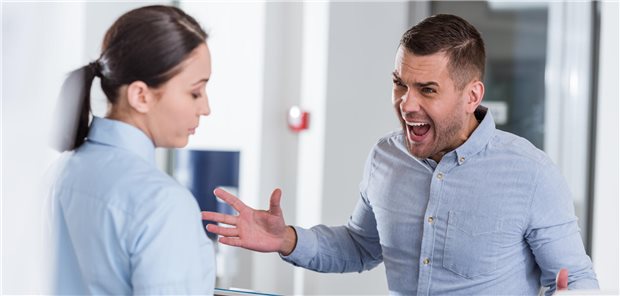 Was tun, wenn Patienten „ausflippen“? Ein Qualitätszirkel-Modul gibt Empfehlungen für die Praxis.