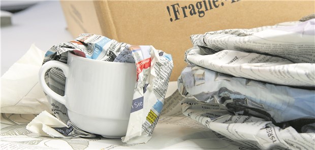Wer Teller und Tassen selbst einpackt, kann die Spedition nicht haftbar machen, wenn während des Umzugs etwas zu Bruch geht.